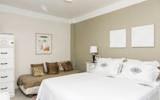 Studio Premium Leblon