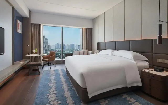 Intercontinental Zhengzhou by IHG