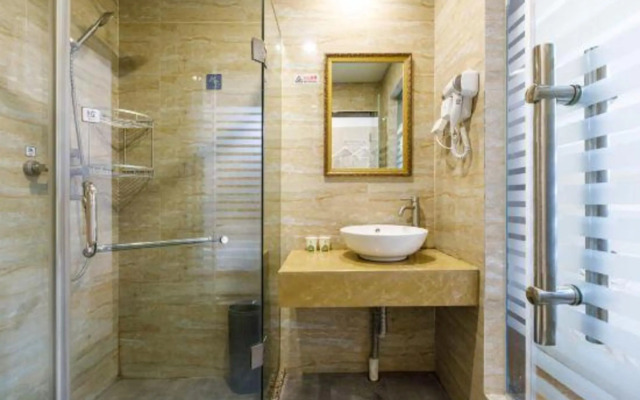 Jinzi Business Hotel