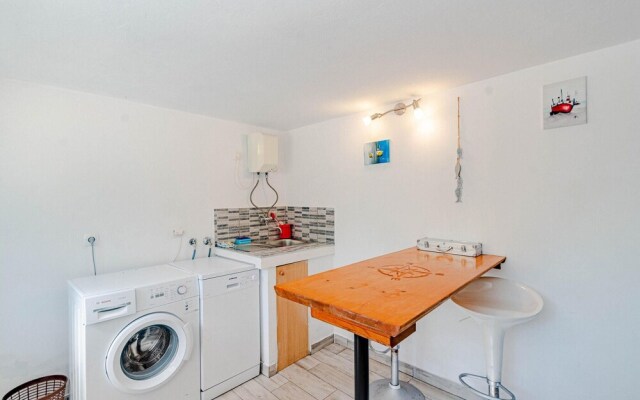 Stunning Home in Loviste With Wifi and 3 Bedrooms