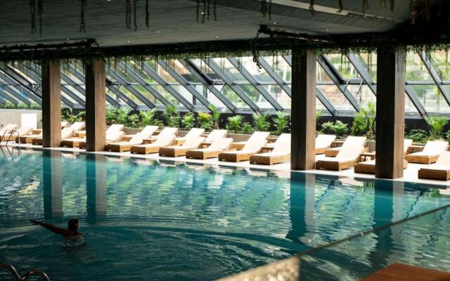 Select Hill Resort