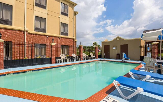 Comfort Inn & Suites Port Arthur-Port Neches