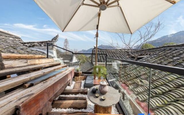 Phoenix Suiji Xiaoyuan Homestay