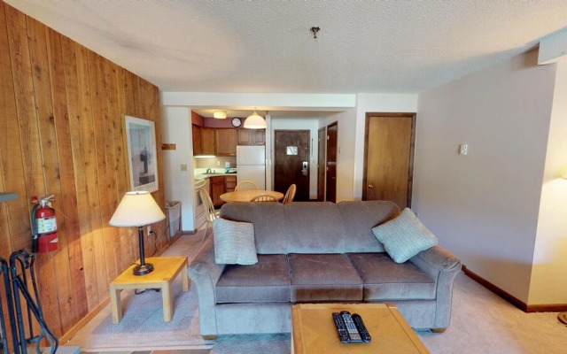 Mt Green 3-e10 in Killington