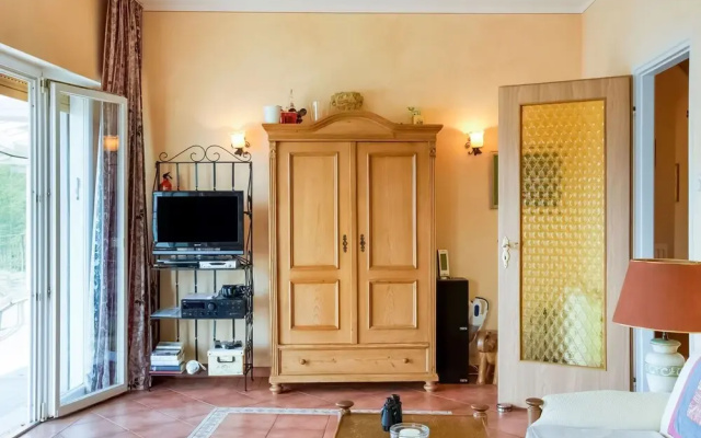 Heavenly Holiday Home in Cannero With Roof Terrace