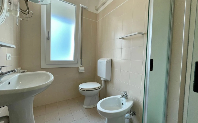 Enjoy the Pool at our Cozy Flat