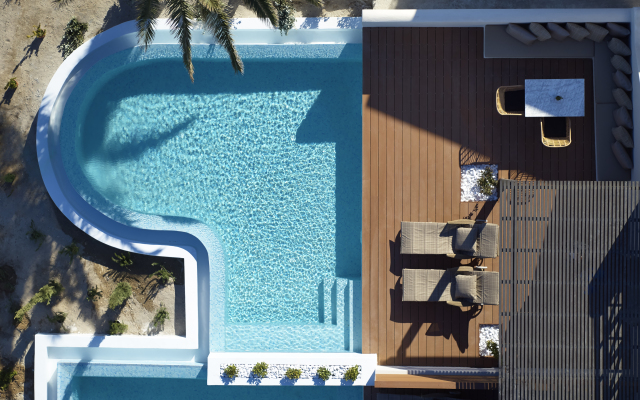 9 Muses Santorini Resort