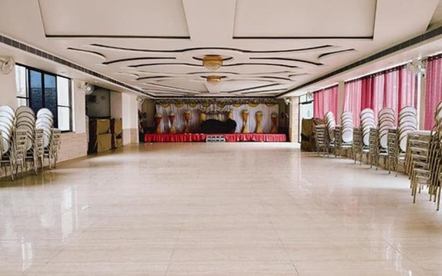 Fabhotel Elegance