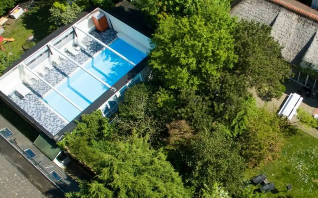 Charming Beach Villa With Thatched Roof