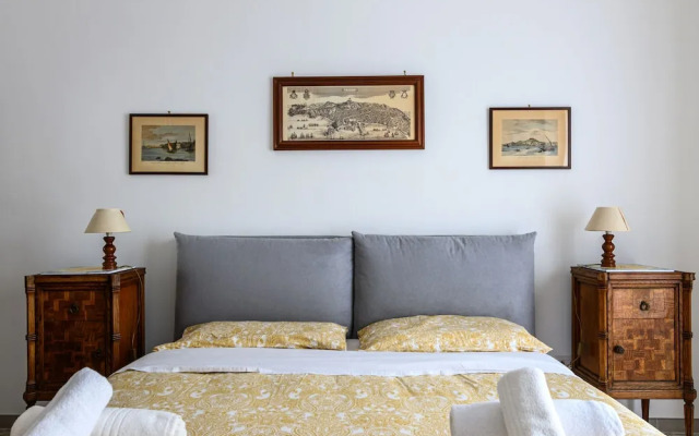 Via Coriolano 8 in Naples