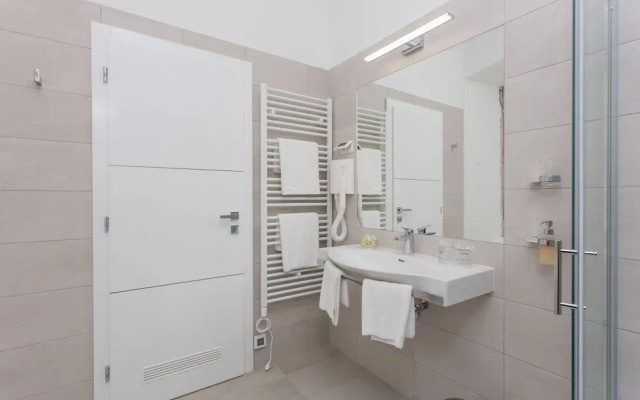 Klarisa Palace Rooms