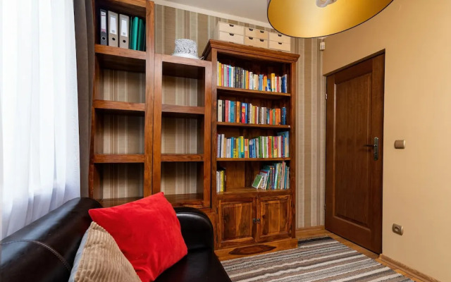 Family House Poreba Cracow by Renters