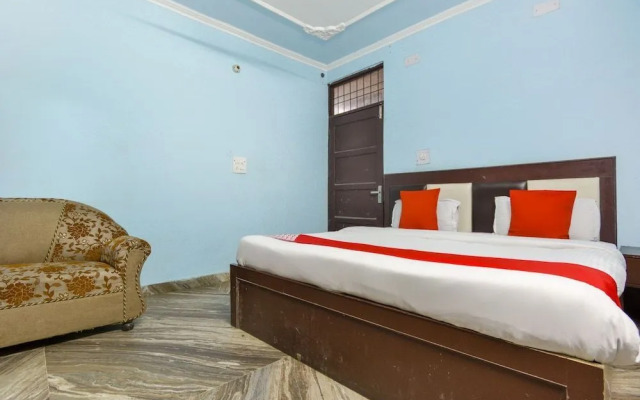OYO 9740 Hotel Him Sagar