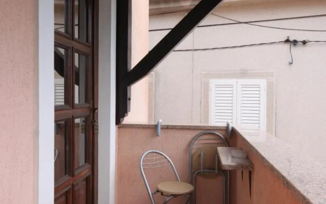 Studio Kraj 7794b