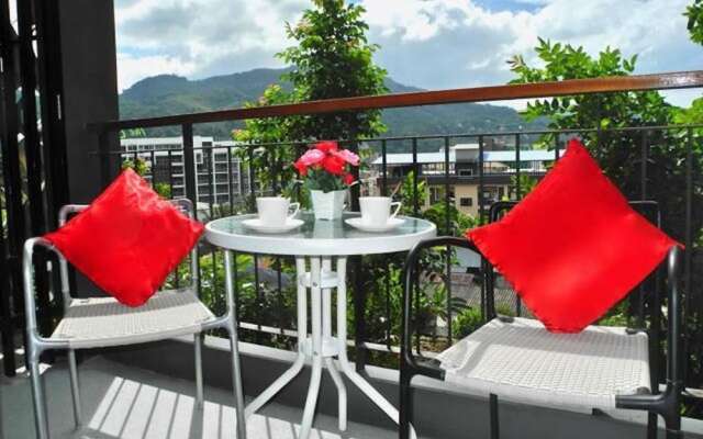 Emerald Apartment in Patong