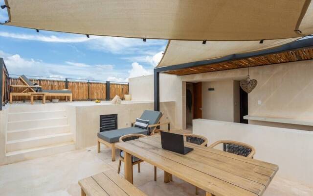 Amor Amor Two Bedroom Penthouse PrivPool