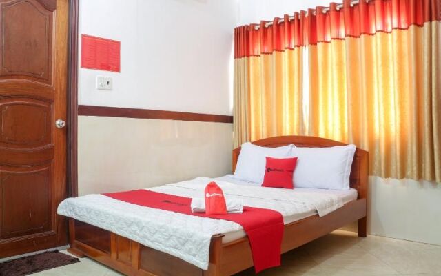 Reddoorz Plus Near Binh Tay Market