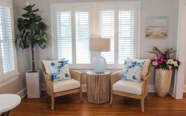 Key West Style Beachtown Estate by TechTravel