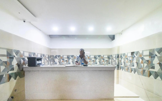 SPOT ON Prabir Residency Inn