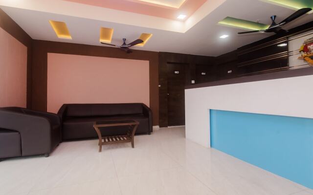 OYO 17391 Arya Residency