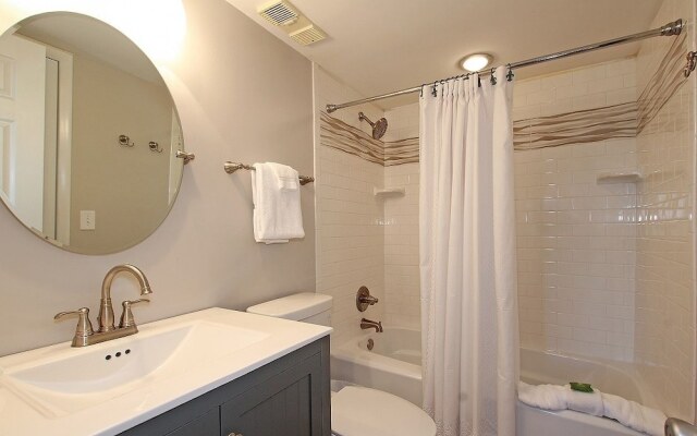 One Seagrove Place - Unit #403