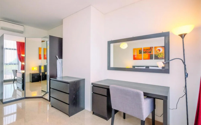Good Deal And Strategic 1Br L'Avenue Apartment