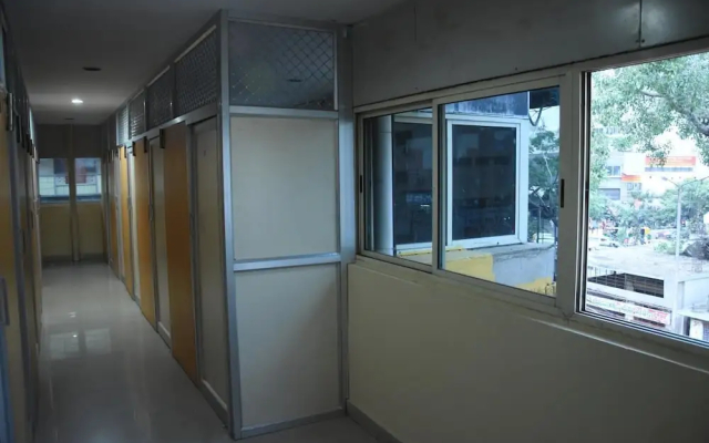 Hotel Surya Residency Majestic