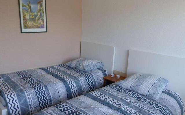 Studio Le Lavandou, 1 pièce, 2 personnes - FR-1-308-34