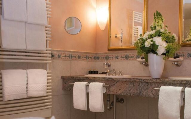 Victor's Residenz - Hotel Schloss Berg