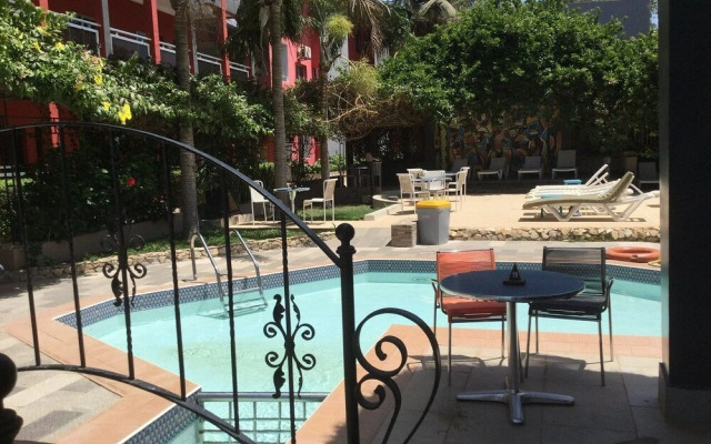 Seaview Gardens Hotel