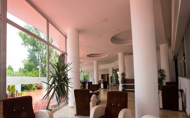 Asel Resort Hotel
