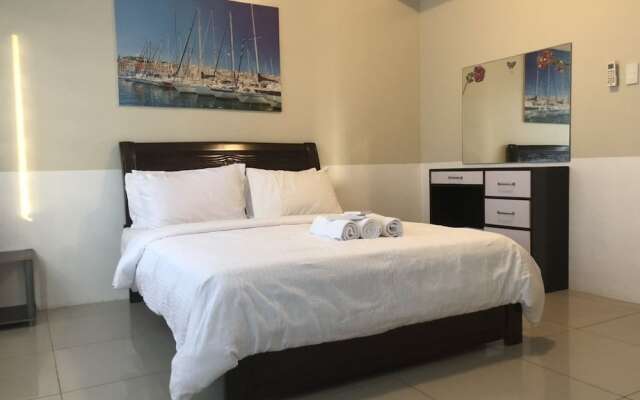 Premiere Haven at Shell Residences