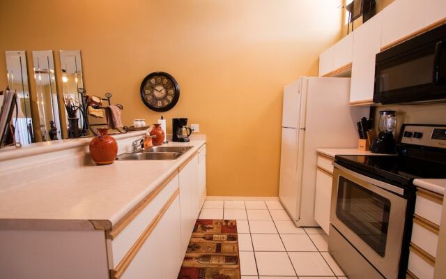 Nature's Mix 2 Bedroom Condo by RedAwning