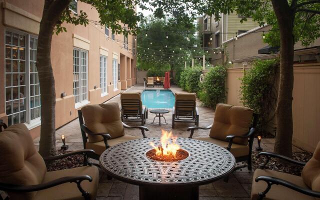 Hampton Inn New Orleans-St. Charles Ave./Garden District