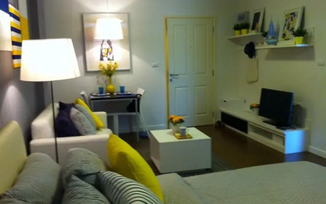 Baan Thew Lom Cha Am