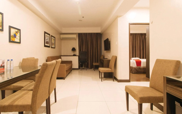 West Avenue Suites