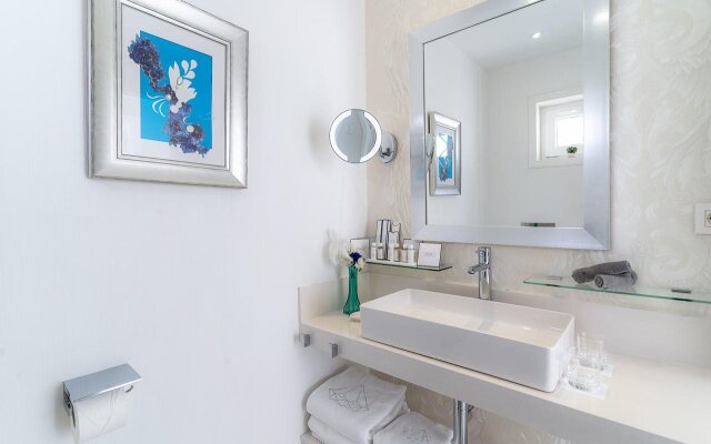 Lani's Suites de Luxe