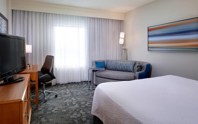 Courtyard by Marriott Kansas City Overland Park/Convention Center