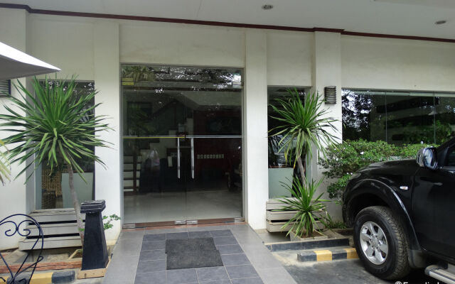 Ipil Suites Puerto Princesa