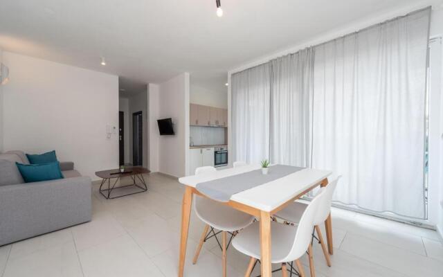 Apartments House Novel