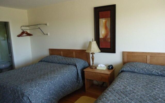 Anchor Motel and Suites