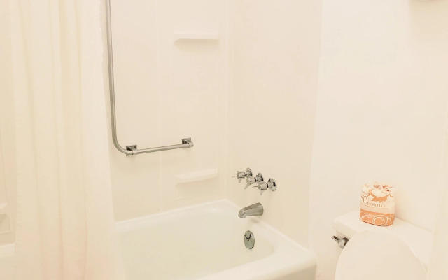 Budget Host Sheridan