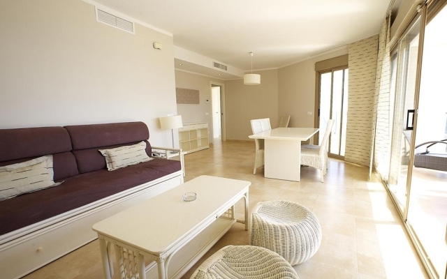 Apartamentos Esmeralda Suites