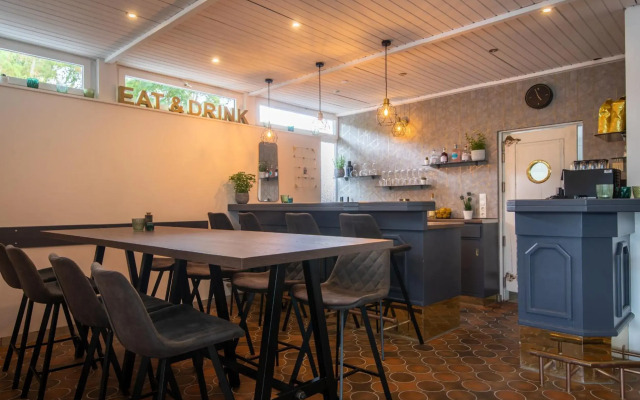 Hotel Clement - Bed & Breakfast