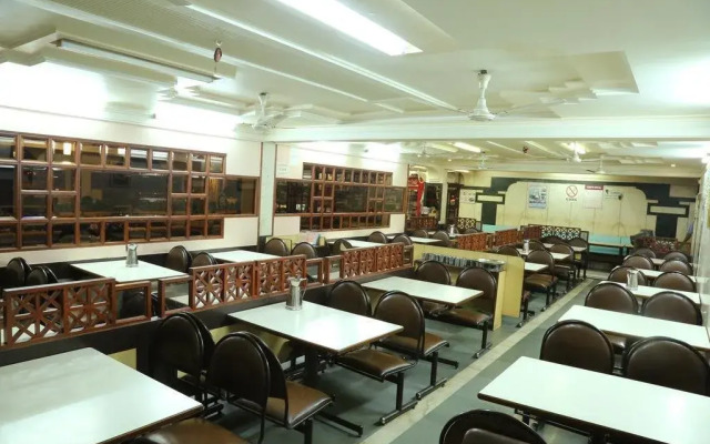 Kamat's Hotel Mayura