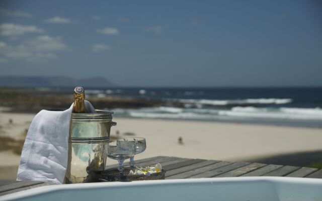 Kennedy's Beach Villa