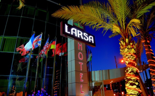 Larsa Hotel