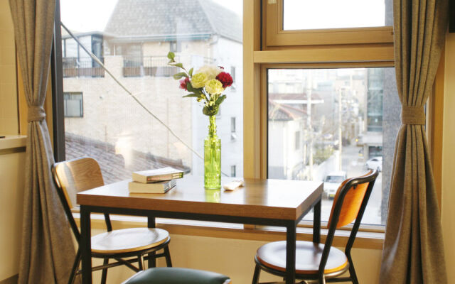 Travelers Planet Studio Type Hostel