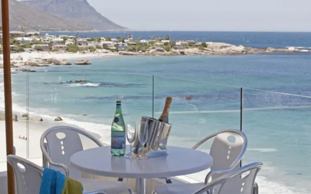 Clifton 1st Beach Elite