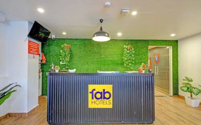 Fabhotel White Ridge Shivam